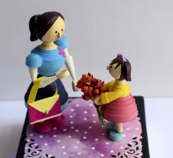 Moms and Daughter with Mini Gift Box - Image 3