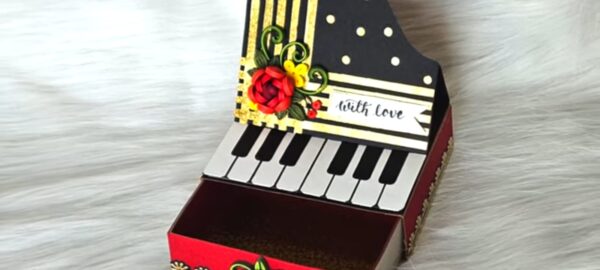 Piano Gift Box Easel Card - Image 4