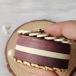 Unique Handmade Quilling Miniature Cake Box : Set of 1