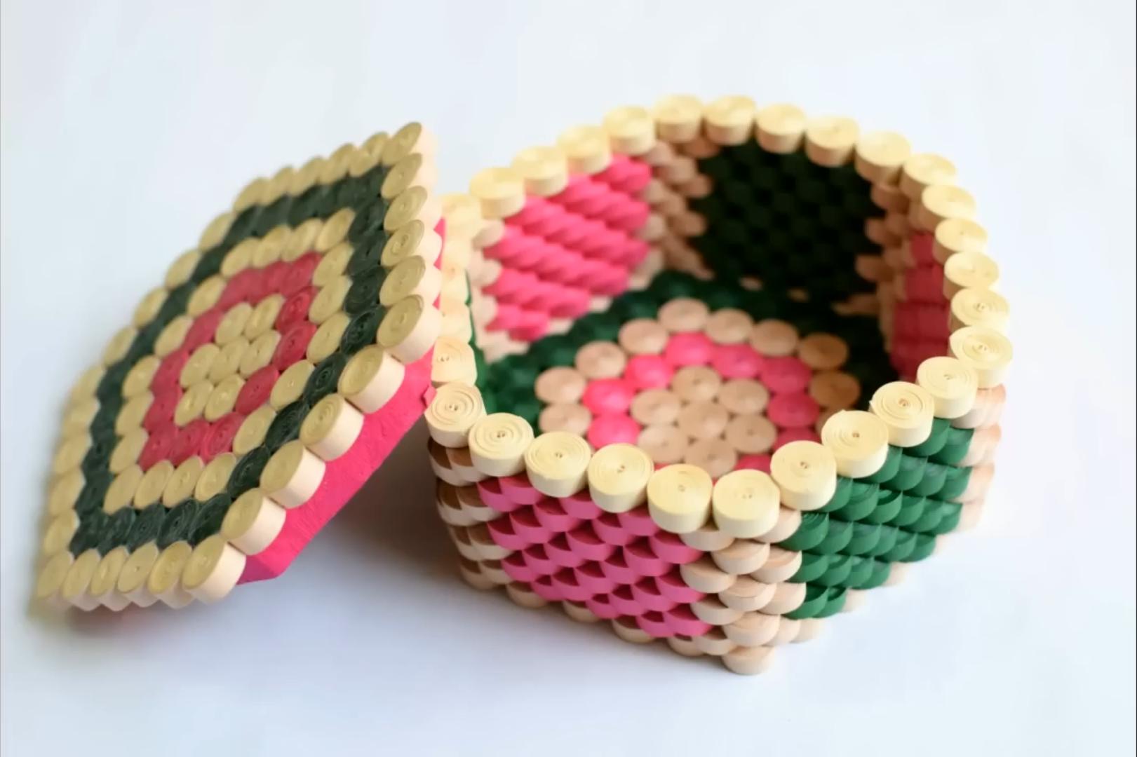 Quilled Hexagon Box
