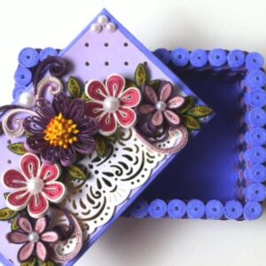 Beautiful Handmade Quilled Gift Box (15x10cm)